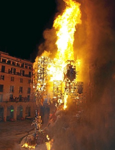 Hoguera de Sant Joan